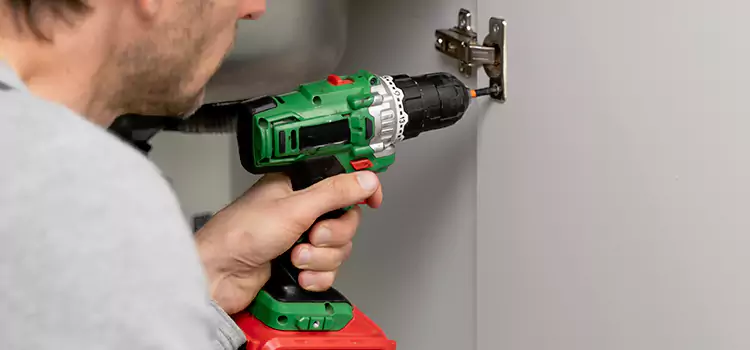 Commercial Door Hinge Repair Prunedale